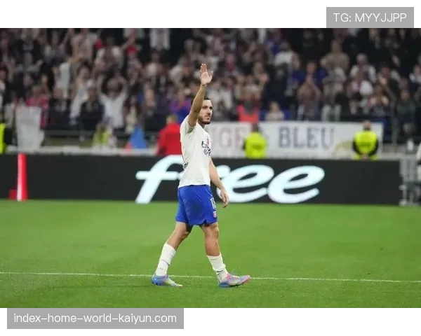 切尔基隐蔽传球助攻显视野 曼城前场创造力新源泉